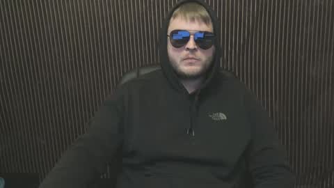 Alex online show from February 3, 6:35 pm