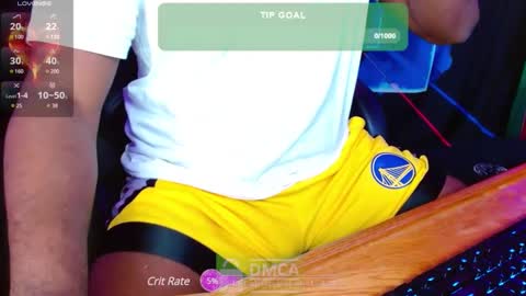 Snapshot of moneyshotxxx90 chatting on December 2, 1:03 am MoneyshotXXX online show from December 2, 1:03 am