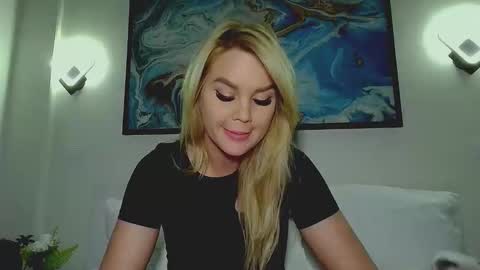 Monica online show from September 29, 3:22 am