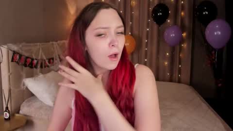 Monica online show from November 3, 5:20 am