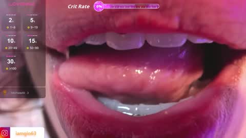 Snapshot of monica_amberr chatting on September 27, 4:39 am I am Gio online show from September 27, 4:39 am