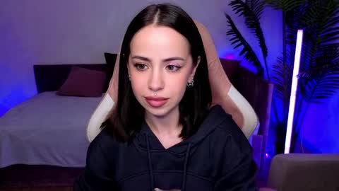 Snapshot of monica_brilliant chatting on April 8, 8:47 am Monica online show from April 8, 8:47 am