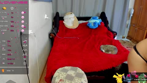 Monica Elder online show from December 19, 1:18 pm