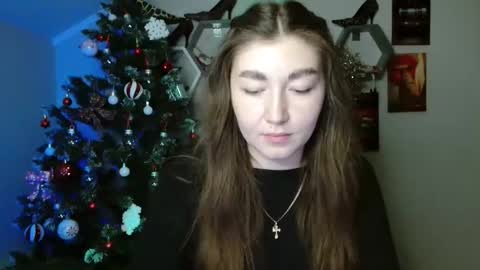 Snapshot of monica_sweets chatting on November 11, 11:10 am sweet girl and shine body online show from November 11, 11:10 am