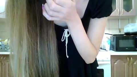 Monica online show from November 6, 10:10 pm