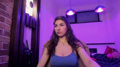 Snapshot of monica_vi chatting on May 26, 12:39 am Monica online show from May 26, 12:39 am