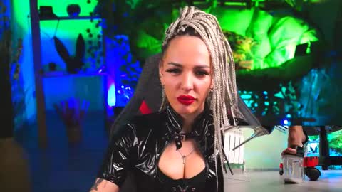 Monika online show from March 1, 11:50 am