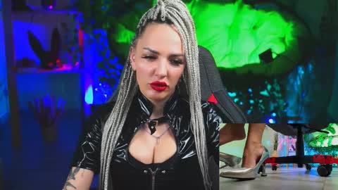 Monika online show from March 3, 12:27 pm