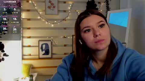 Snapshot of monika_youu chatting on February 1, 1:20 pm Monika online show from February 1, 1:20 pm