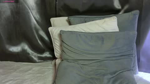 Ask me online show from February 1, 4:00 pm