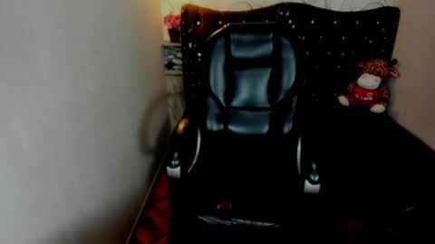 Monica online show from February 28, 5:47 pm