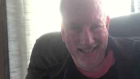 Snapshot of monkeedance chatting on December 22, 9:31 pm Monkee Dance online show from December 22, 9:31 pm