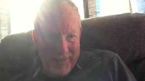 Snapshot of monkeedance chatting on January 8, 10:06 pm Monkee Dance online show from January 8, 10:06 pm