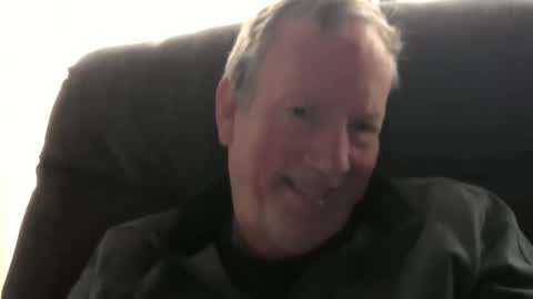 Snapshot of monkeedance chatting on January 29, 5:35 pm Monkee Dance online show from January 29, 5:35 pm