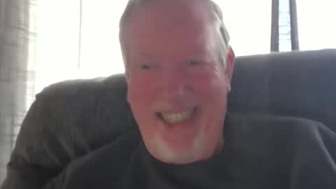 Snapshot of monkeedance chatting on February 17, 3:20 pm Monkee Dance online show from February 17, 3:20 pm