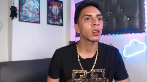 Snapshot of monkey_uchiha77 chatting on March 8, 1:25 pm simon dice online show from March 8, 1:25 pm