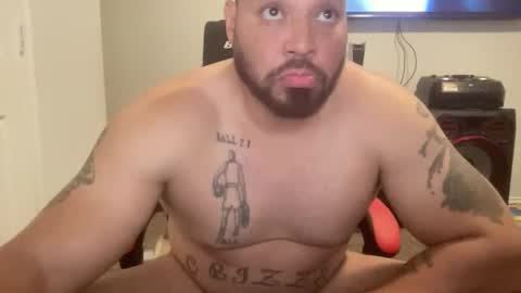 Snapshot of monsterdom9 chatting on February 25, 12:09 am monsterdom9 online show from February 25, 12:09 am