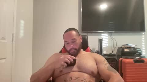 Snapshot of monsterdom9 chatting on March 16, 1:15 pm monsterdom9 online show from March 16, 1:15 pm