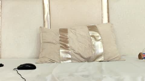 Linda Darling online show from February 5, 7:10 pm