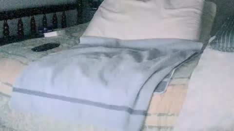 montydxxx2 online show from February 2, 12:42 am