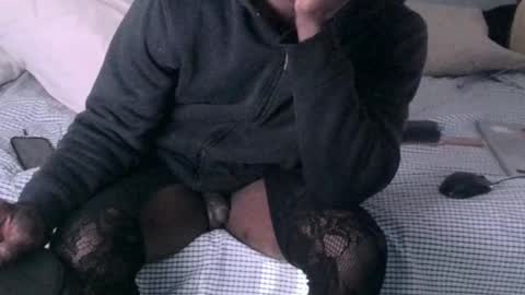 montydxxx2 online show from February 25, 1:04 am