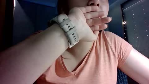 moodiemira online show from November 6, 7:15 pm