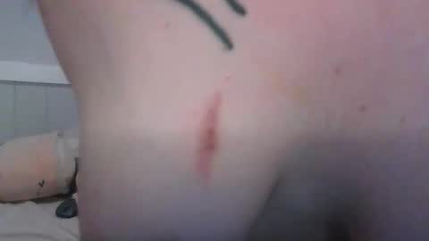 Snapshot of moomoobutt chatting on February 20, 5:04 am MooMooDizzy online show from February 20, 5:04 am