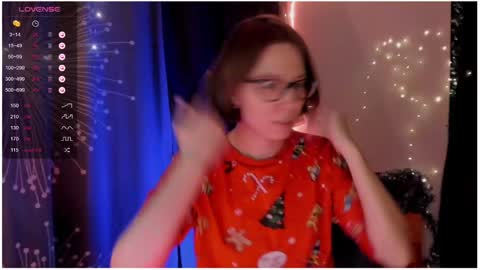 Snapshot of moon__girl chatting on December 25, 7:56 pm Roxy online show from December 25, 7:56 pm