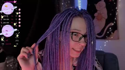 Snapshot of moon__girl chatting on September 18, 9:17 pm Roxy online show from September 18, 9:17 pm