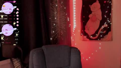 Snapshot of moon__girl chatting on September 25, 8:12 pm Roxy online show from September 25, 8:12 pm