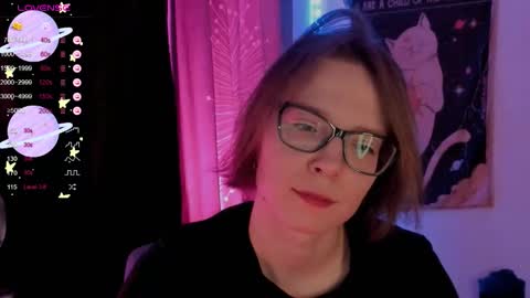 Snapshot of moon__girl chatting on October 25, 7:08 pm Roxy online show from October 25, 7:08 pm