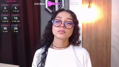 moon_and_fire_ online show from March 18, 6:49 am