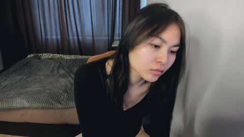 Zoe online show from April 5, 1:41 pm