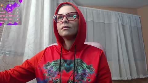 Snapshot of moon_cat85 chatting on June 22, 11:51 am Luna online show from June 22, 11:51 am