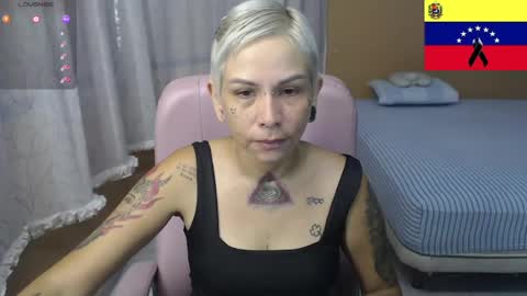 Snapshot of moon_cat85 chatting on June 28, 1:39 pm Luna online show from June 28, 1:39 pm
