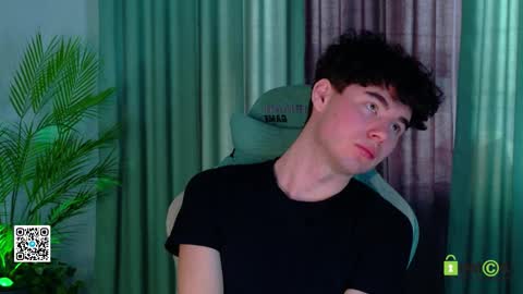 moon_gloww online show from March 29, 2:00 am