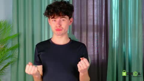 moon_gloww online show from April 5, 2:31 am