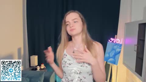 Snapshot of moon_puzzles chatting on January 17, 7:39 pm moon_puzzles online show from January 17, 7:39 pm