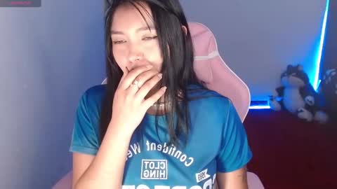 bell  online show from December 7, 9:44 pm