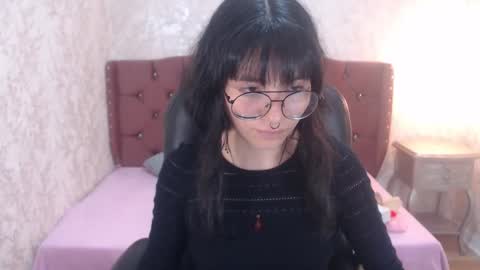 Charlotte online show from February 10, 5:30 pm