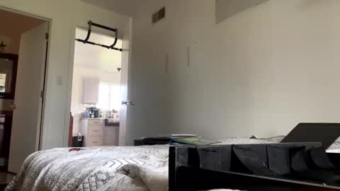 Moon Doggie online show from April 4, 9:01 pm