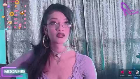 Nicky  online show from November 7, 7:03 pm