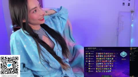 Snapshot of moonlady_ chatting on January 19, 5:48 am MOON online show from January 19, 5:48 am