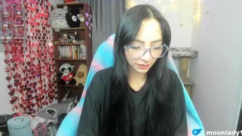 MOON  online show from April 12, 3:22 am