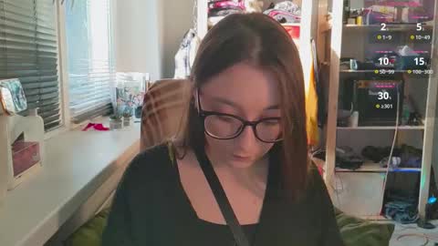 Snapshot of moonlight__lovers chatting on February 12, 1:37 pm Dana online show from February 12, 1:37 pm