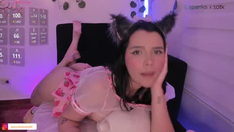 moonliight__ online show from December 27, 7:18 am