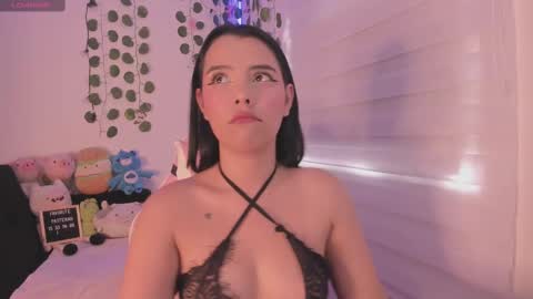 moonliight__ online show from March 2, 8:07 pm