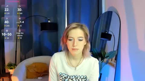 Asuna online show from September 14, 1:32 pm