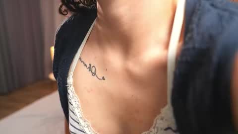 moonofhades online show from February 25, 9:46 pm