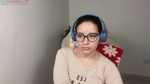 Moon Woman online show from December 15, 3:55 am